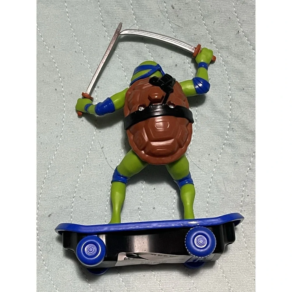 Teenage Mutant Ninja Turtles Leonardo Sewer Shredder Figure -‎ 5